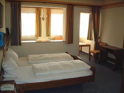 Hotel Koenigsaecker Friedrichshafen Exterior photo